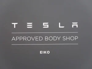 TESLA（テスラ）認定ボディショップのライセンス