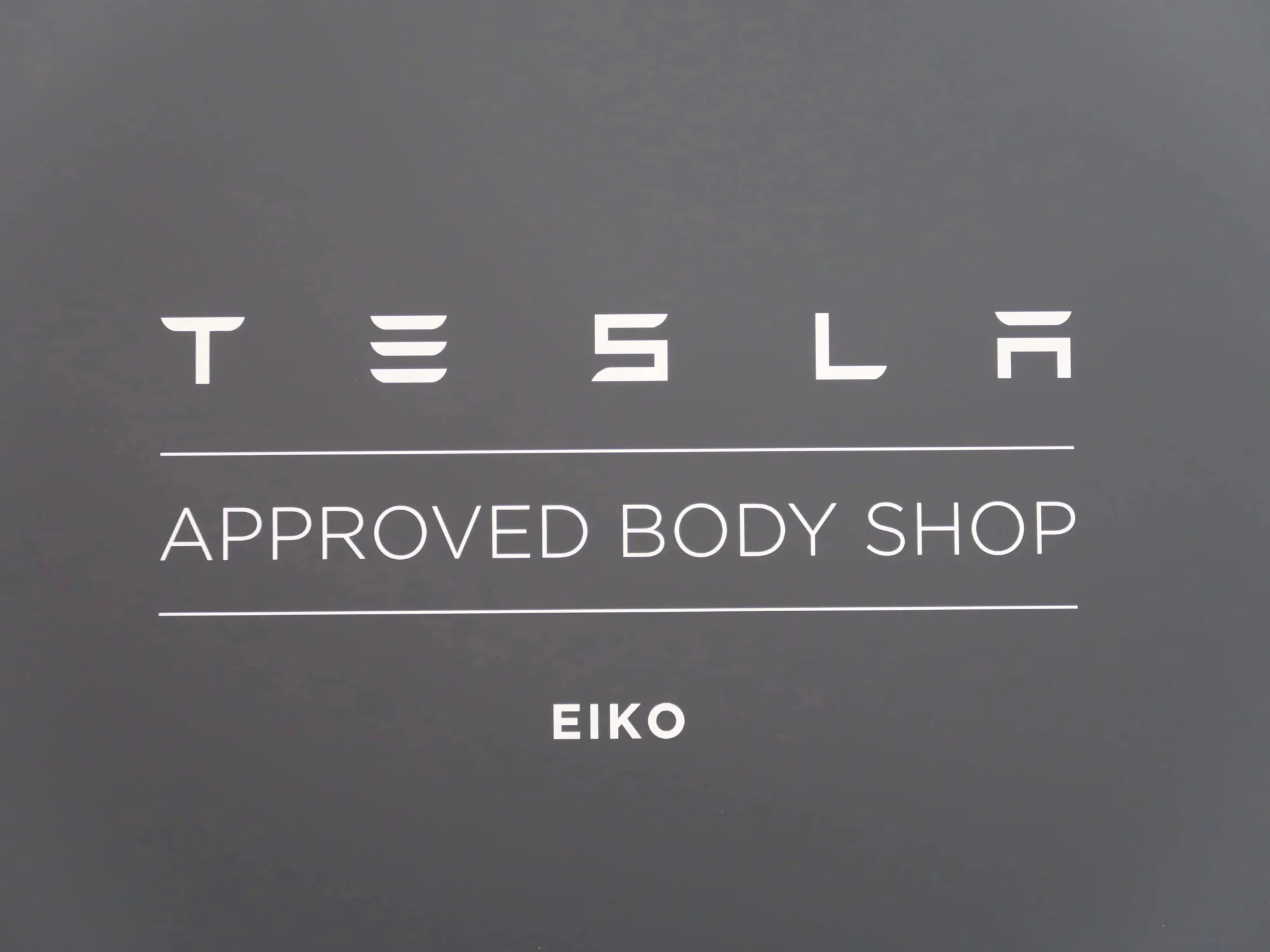 TESLA（テスラ）認定ボディショップのライセンス