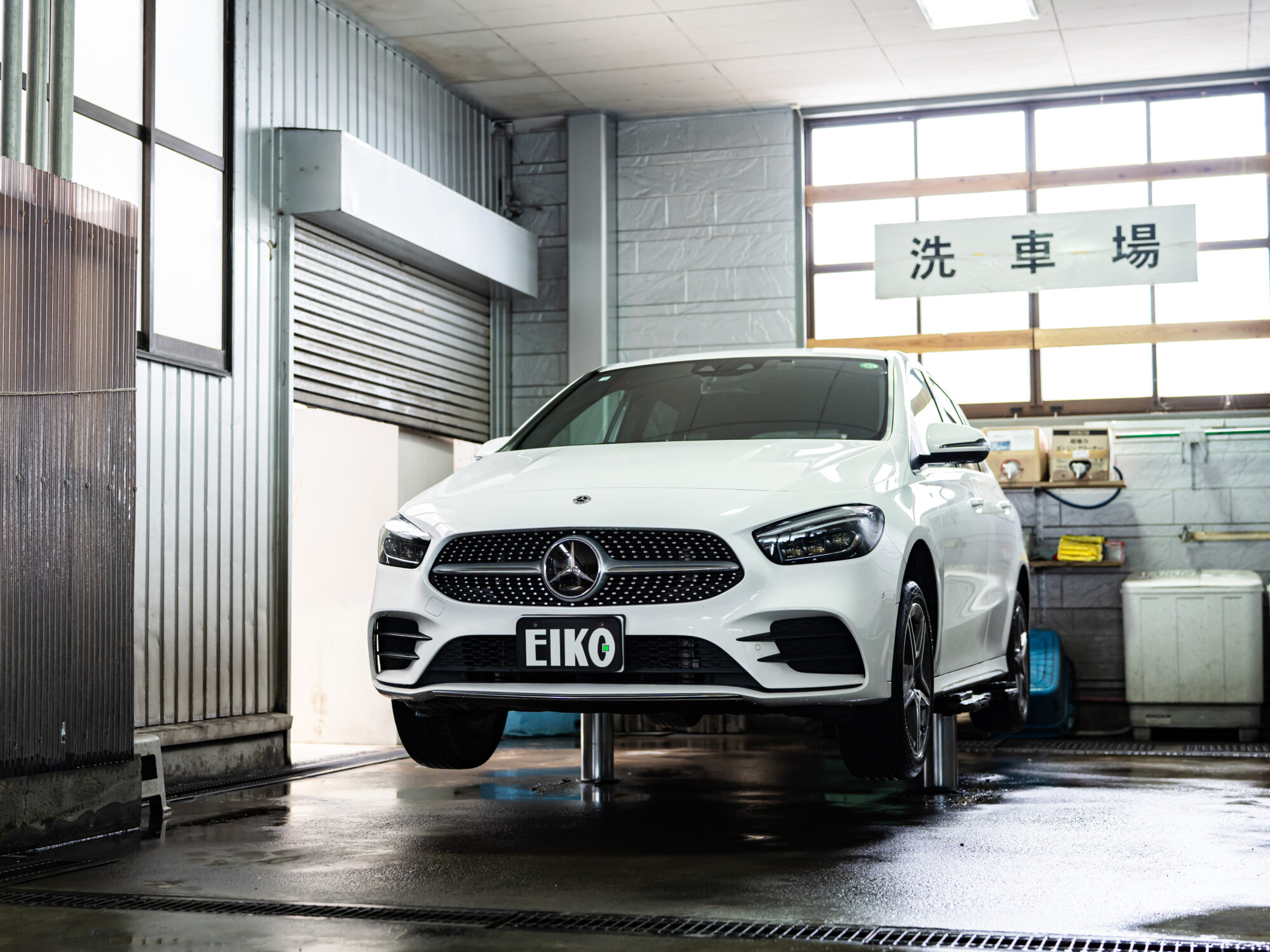 塗装工程の洗車